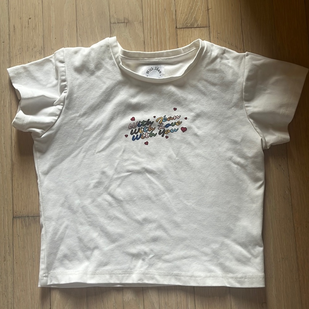 With jéan white baby tee